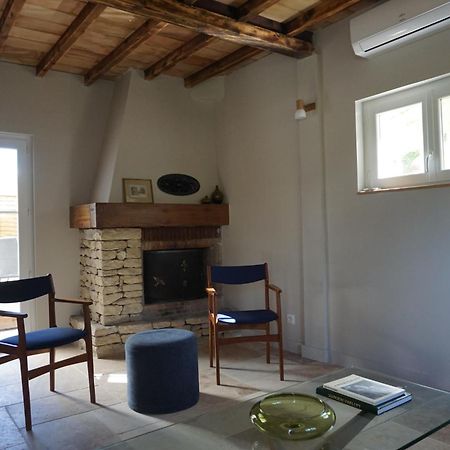 Maison Les Costes Vernegues Esterno foto